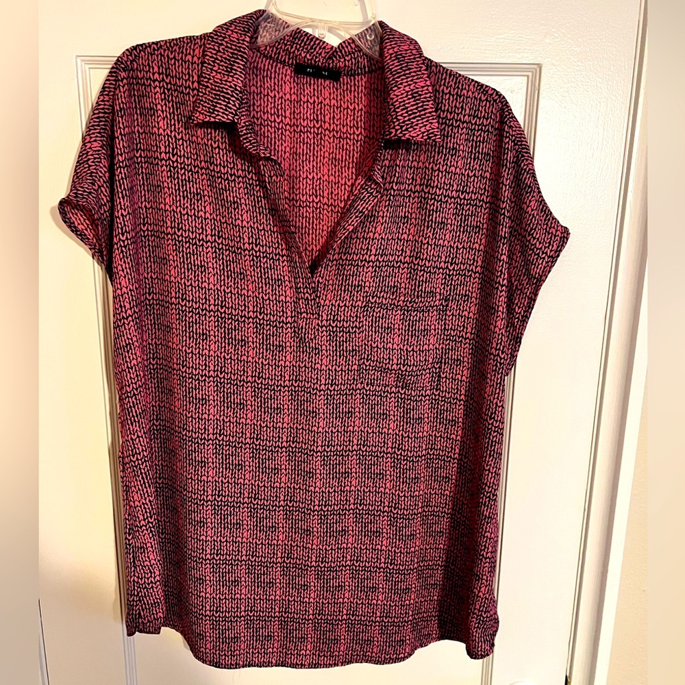 Pleione Pink & Black Patterned Short Sleeve Collared V-Neck Top